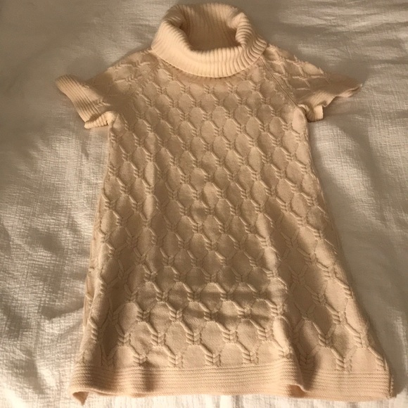 Banana republic short-sleeved sweater dress - Picture 3 of 3